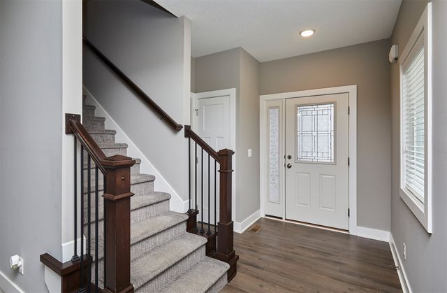 9019 Cody Drive, West Des Moines, IA 50266