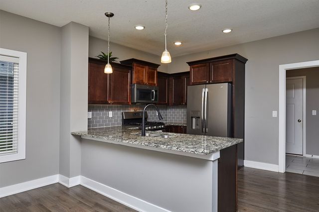 9019 Cody Drive, West Des Moines, IA 50266