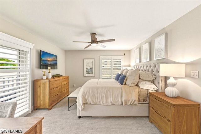 250 W Park Shore DR 101, Naples, FL 34103