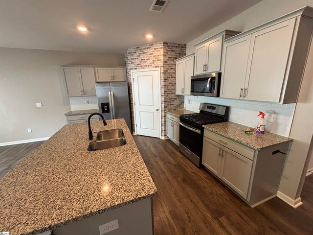 63 Oak Edge Lane, Greer, SC 29651