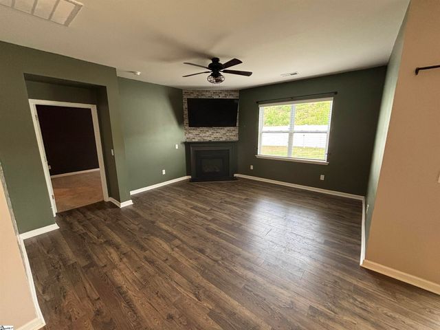 63 Oak Edge Lane, Greer, SC 29651