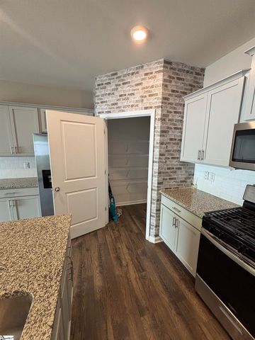 63 Oak Edge Lane, Greer, SC 29651