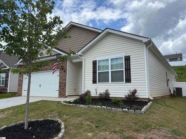 63 Oak Edge Lane, Greer, SC 29651