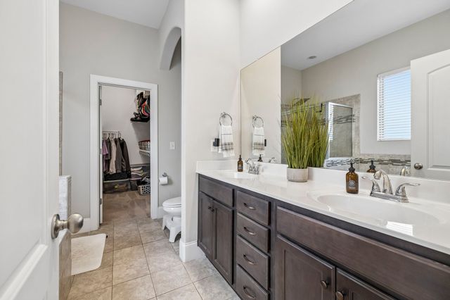 1649 Brockton Ln, Nashville, TN 37221