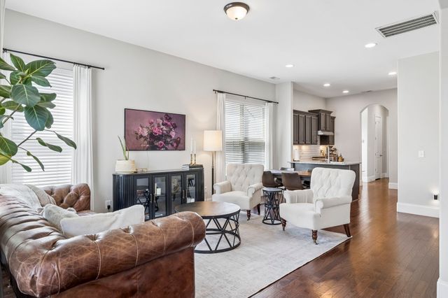 1649 Brockton Ln, Nashville, TN 37221