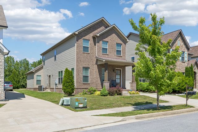 1649 Brockton Ln, Nashville, TN 37221