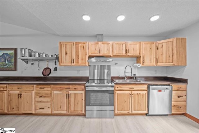 640 Old Rock Quarry Road, Enoree, SC 29335