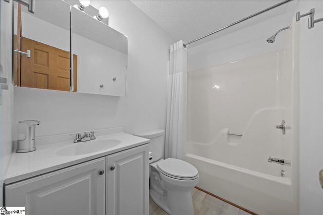 640 Old Rock Quarry Road, Enoree, SC 29335