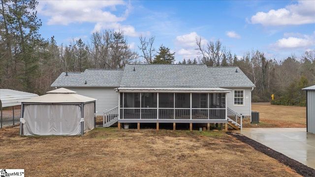 640 Old Rock Quarry Road, Enoree, SC 29335