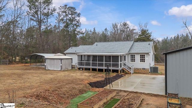 640 Old Rock Quarry Road, Enoree, SC 29335