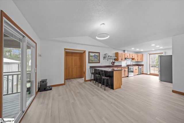 640 Old Rock Quarry Road, Enoree, SC 29335