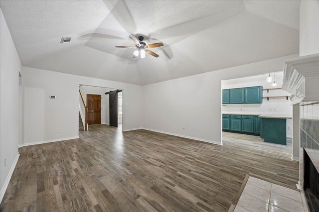 3210 Fox Run Drive, Alvin, TX 77511