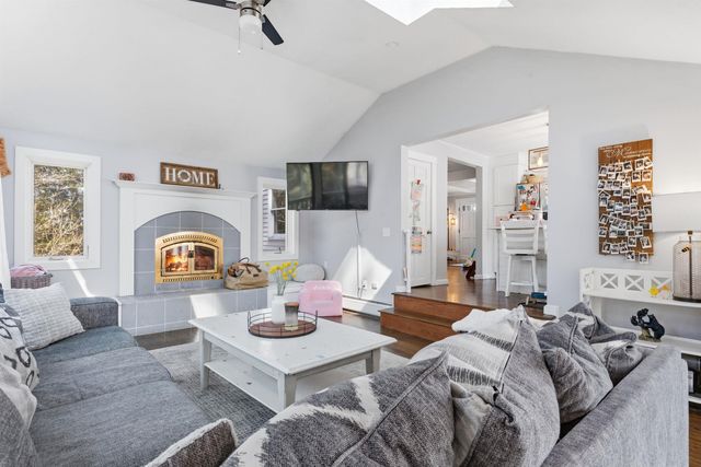 60 Penacook Street, Concord, NH 03303