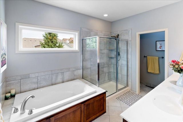 70 Lake Riley Trail, Chanhassen, MN 55317