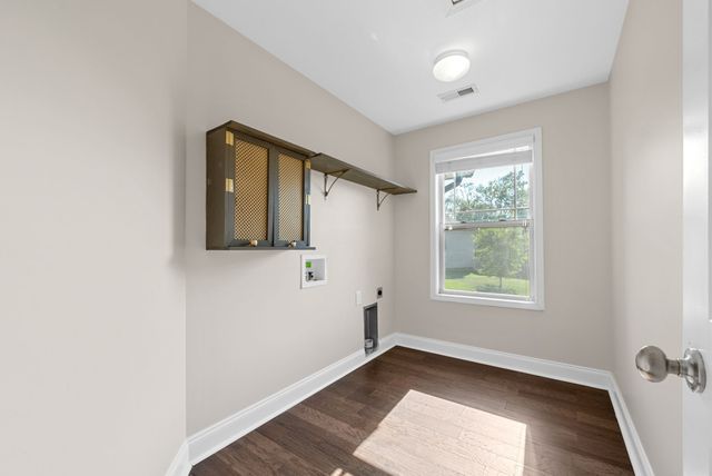 2048 Bandera Dr, Clarksville, TN 37042