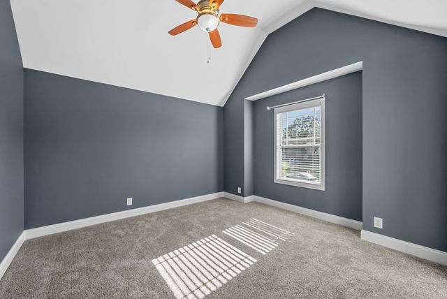 2048 Bandera Dr, Clarksville, TN 37042