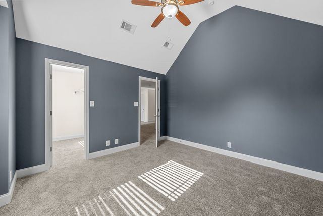 2048 Bandera Dr, Clarksville, TN 37042