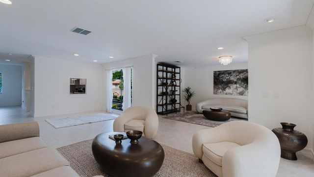 9277 Vista Del Lago B, Boca Raton, FL 33428