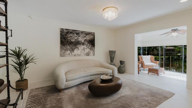 9277 Vista Del Lago B, Boca Raton, FL 33428