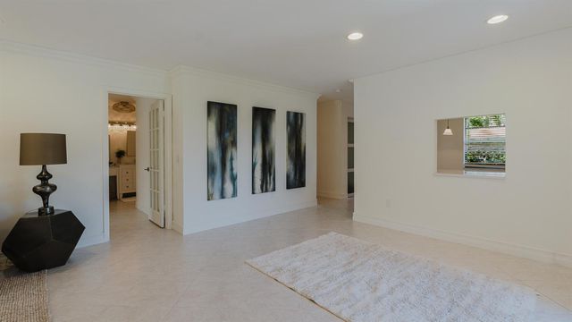 9277 Vista Del Lago B, Boca Raton, FL 33428
