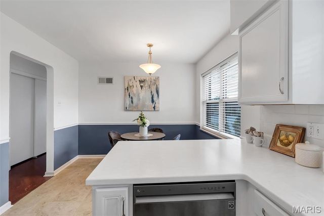 9909 Musick Avenue, St Louis, MO 63123
