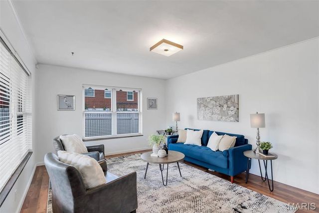 9909 Musick Avenue, St Louis, MO 63123