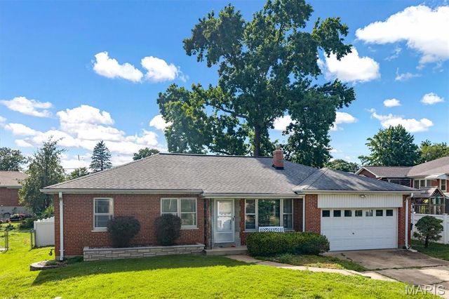 9909 Musick Avenue, St Louis, MO 63123