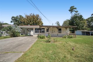 384 Lakeview Drive, Onalaska, TX 77360