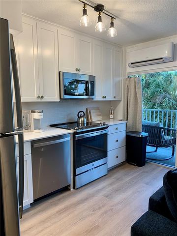 800 BAYWAY BOULEVARD 16, Clearwater Beach, FL 33767