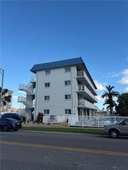 800 BAYWAY BOULEVARD 16, Clearwater Beach, FL 33767