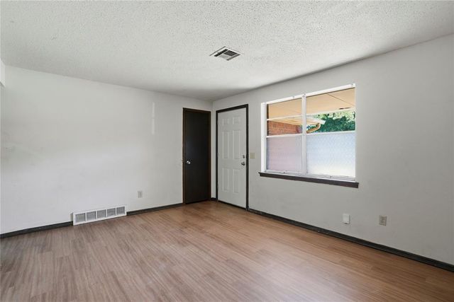 5217 Brookdale Drive, Oklahoma City, OK 73135