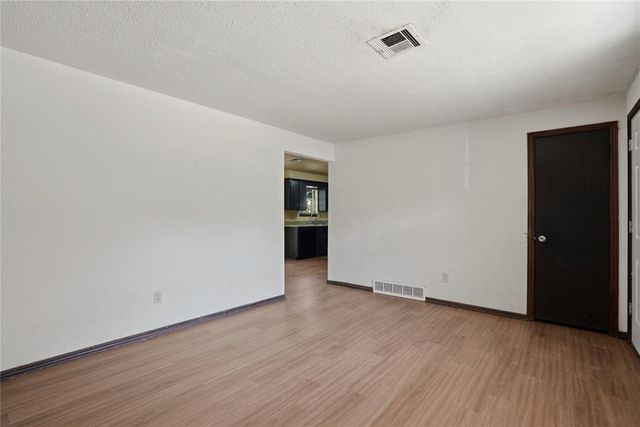 5217 Brookdale Drive, Oklahoma City, OK 73135