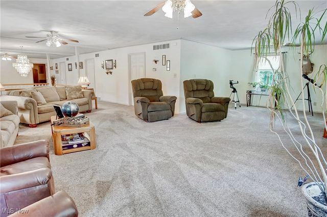 3025 Virginia Avenue, Zanesville, OH 43701