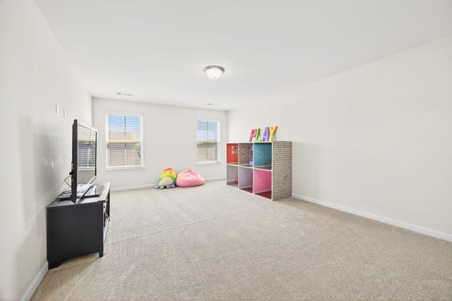 423 Heroit Dr, Spring Hill, TN 37174