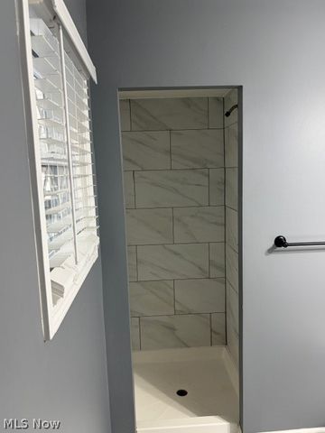 183 Yoder, Avon Lake, OH 44012