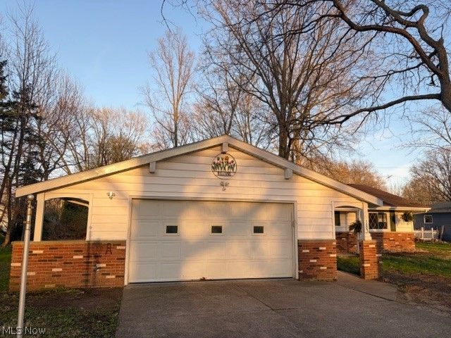 183 Yoder, Avon Lake, OH 44012