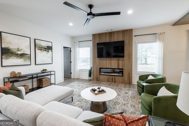 191 Lagrange Street, Newnan, GA 30263