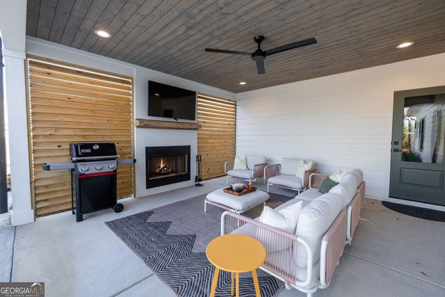 191 Lagrange Street, Newnan, GA 30263