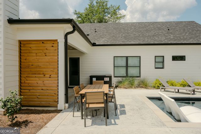 191 Lagrange Street, Newnan, GA 30263