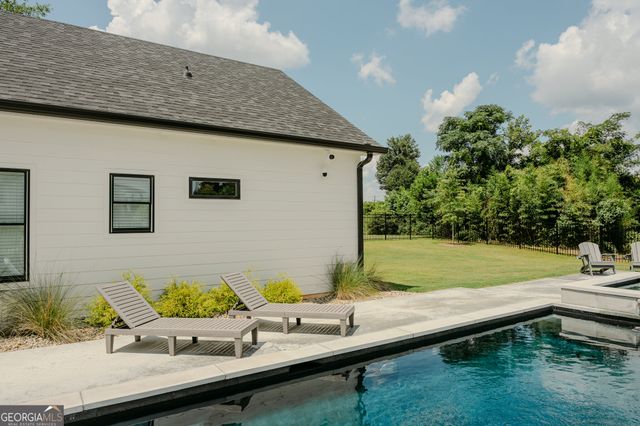 191 Lagrange Street, Newnan, GA 30263