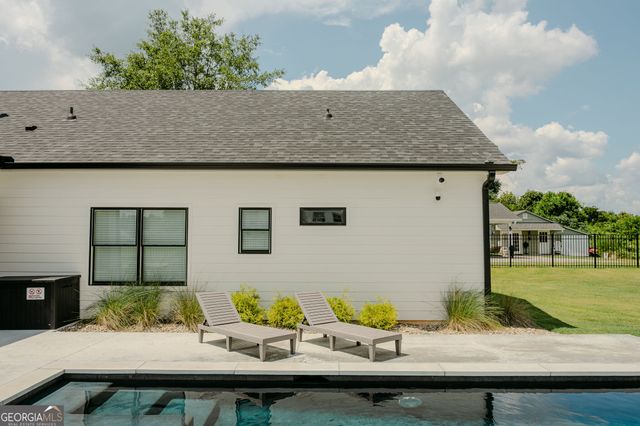 191 Lagrange Street, Newnan, GA 30263