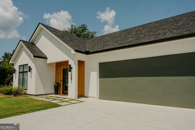 191 Lagrange Street, Newnan, GA 30263