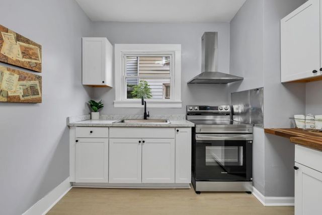 1912 Melrose AVE NW, Roanoke, VA 24017