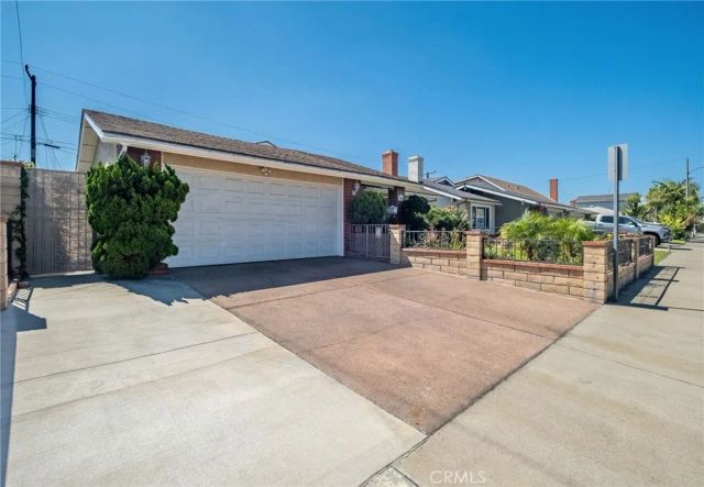 108 W 229th Place, Carson, CA 90745