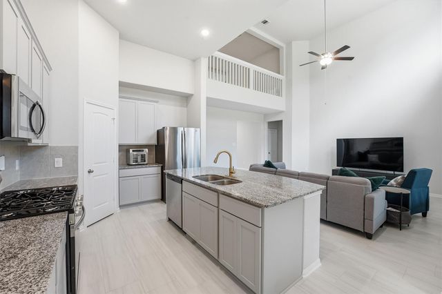 1229 Road 66112, Dayton, TX 77535