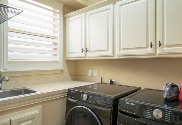 1628 Camino Lago, Irving, TX 75039