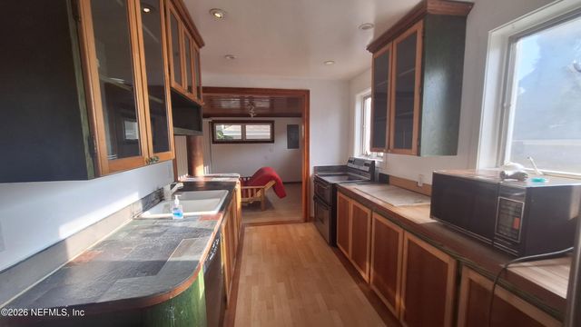 5816 BARTRAM Circle S, Jacksonville, FL 32207