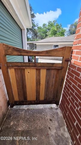 5816 BARTRAM Circle S, Jacksonville, FL 32207