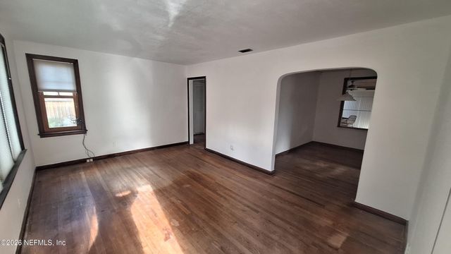 5816 BARTRAM Circle S, Jacksonville, FL 32207