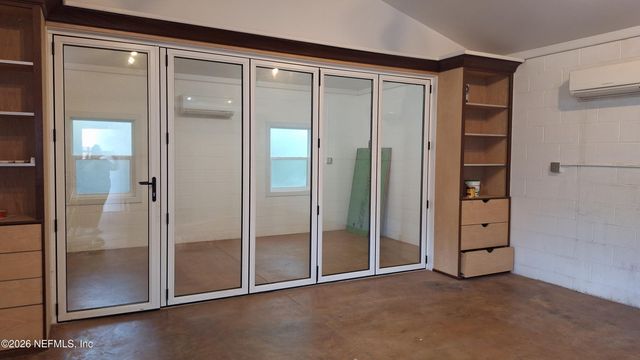 5816 BARTRAM Circle S, Jacksonville, FL 32207